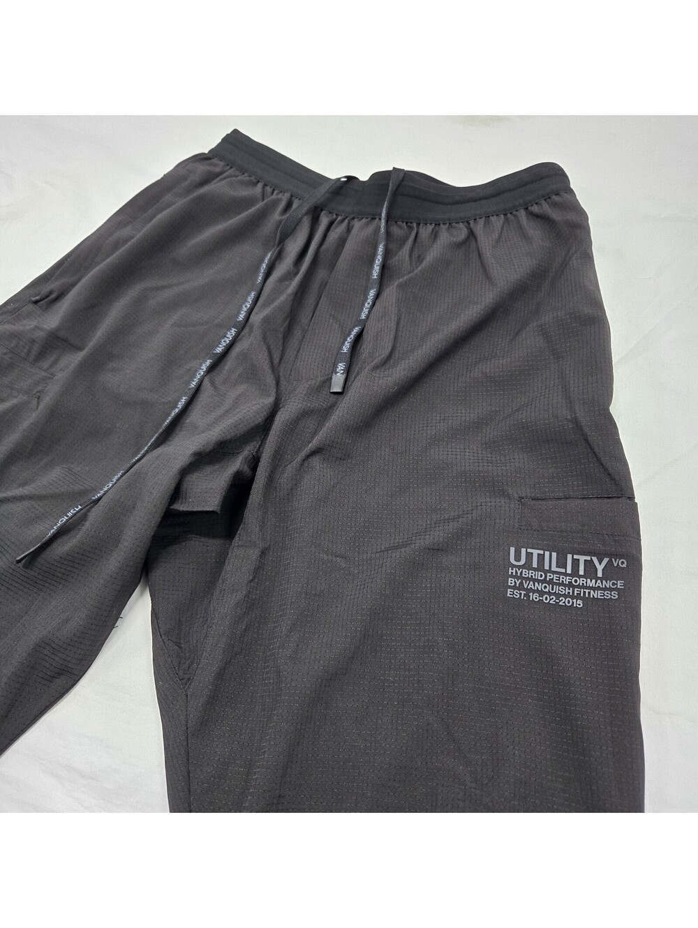 Mens MEDIUM Vanquish Utility Active Pants Black Hybrid Performance Cargo Pockets